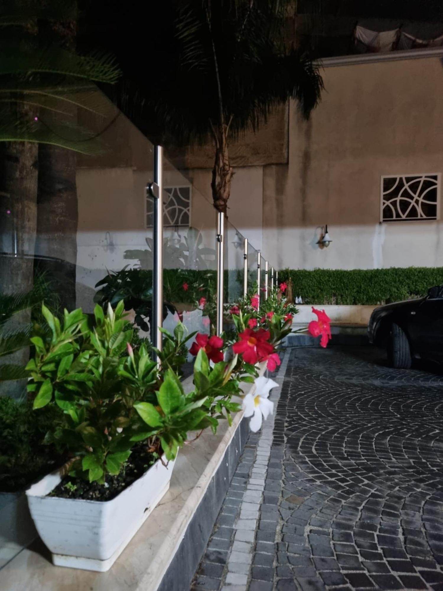 Home Santa Chiara Marigliano Kültér fotó
